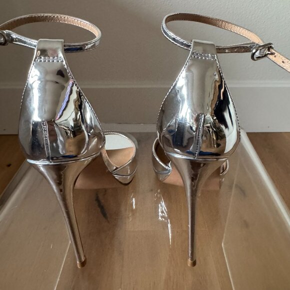Steve Madden Wiley Silver Chrome Stiletto Heels Metallic Open Toe Size 6 NYE - Picture 9 of 14